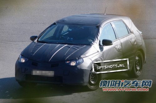 新款丰田雅力士谍照 轴距加长/2013发布