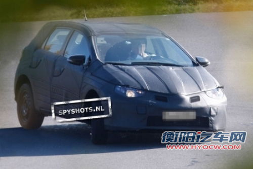 2013款丰田Auris谍照曝光 或明年底发布