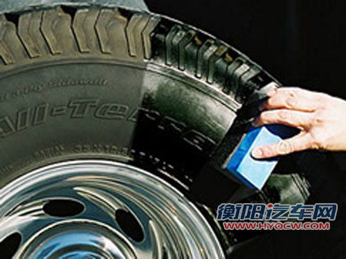 洗车轮胎光亮剂埋隐患 谨防轮毂遭腐蚀