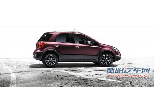 新菲亚特版铃木SX4官图发布 配四驱系统