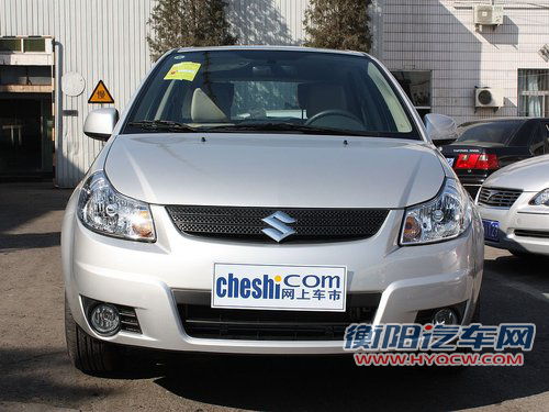 长安铃木  天语SX4 1.6 AT 车头正面视角