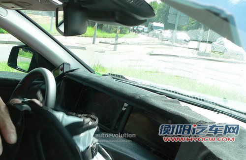 2013款奔驰S内饰谍照 法兰克福车展发布 2013款奔驰S内饰谍照 法兰克福车展发布