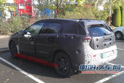 沃尔沃C30将被换下 5门版V30谍照曝光