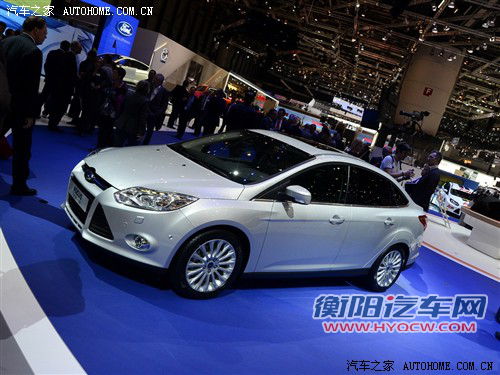 福特 福特(进口) 福克斯(海外) 2011款 三厢版