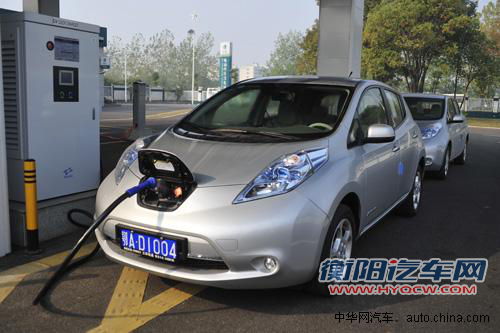 日产汽车交付武汉市政府 纯电动车日产聆风