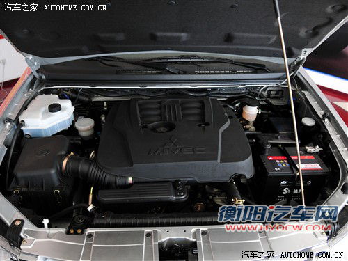 陆风 陆风汽车 陆风x8 2011款 2.4 汽油4x4超豪华型