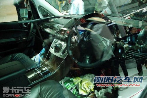 埃尔法新对手 东风本田明年国产ELYSION