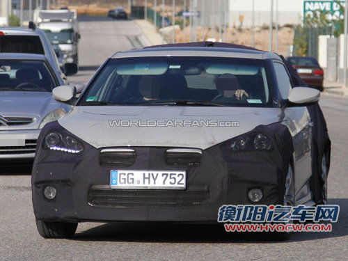 现代飞思1.6T新谍照 性能直逼高尔夫GTI