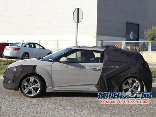 现代飞思1.6T新谍照 性能直逼高尔夫GTI