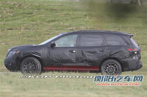 明年1月首发 日产新Pathfinder谍照曝光