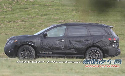 日产新全尺寸SUV谍照 增压引擎明年亮相