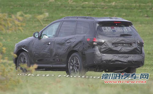 日产新全尺寸SUV谍照 增压引擎明年亮相