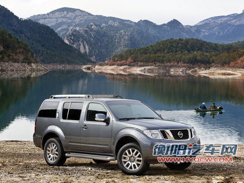 日产新全尺寸SUV谍照 增压引擎明年亮相