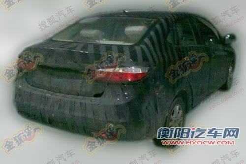 定位紧凑级 海马全新三厢轿车谍照曝光 汽车之家