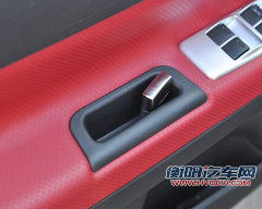 人性化设计出众 试驾长城2012款哈弗M2