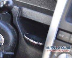 人性化设计出众 试驾长城2012款哈弗M2