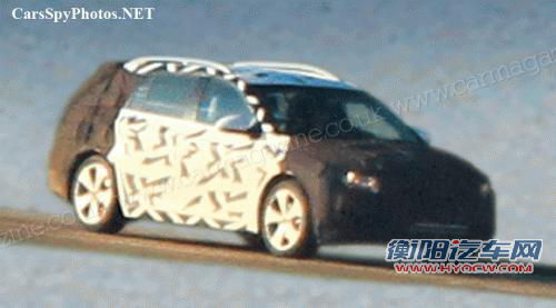 科鲁兹旅行版谍照