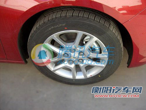 与新君威不同 曝迈锐宝1.6T自动挡谍照 汽车之家