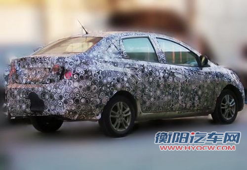 瑞麒G2三厢版谍照曝光 或明年中旬上市