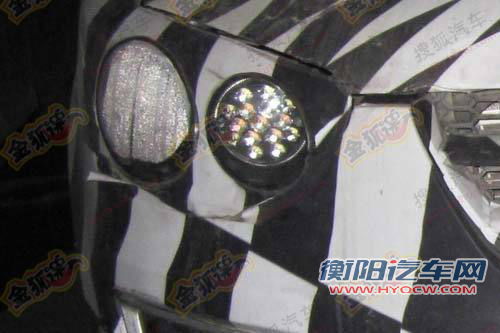 一汽奔腾SUV量产谍照曝光 2013年初上市