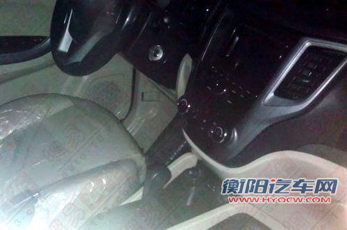 与逸动相似 长安首款suv内饰谍照首曝 汽车之家