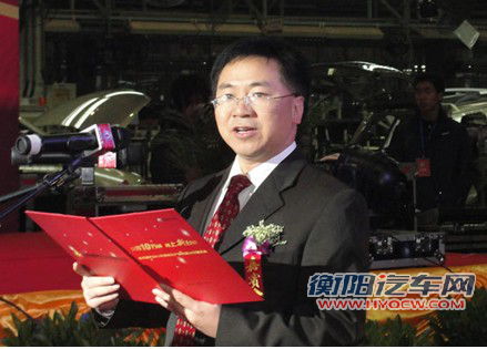 东风柳汽乘用车产销破10万辆 2013推三厢车