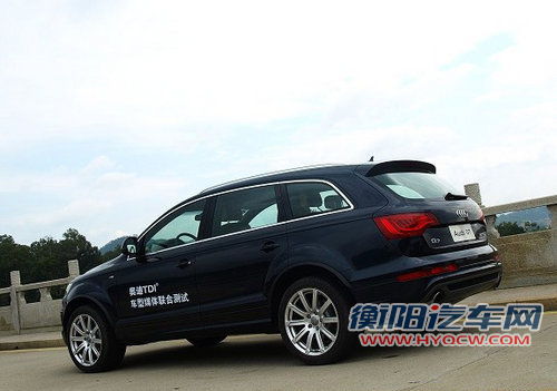 试驾评测2012款奥迪Q7 3.0TDI 突破科技