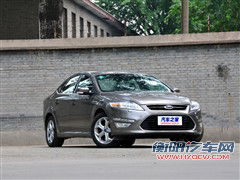 福特 长安福特 蒙迪欧-致胜 2011款 2.0 gtdi240 豪华运动型导航版