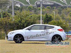 现代 现代(进口) veloster飞思 2011款 1.6l 自动旗舰版