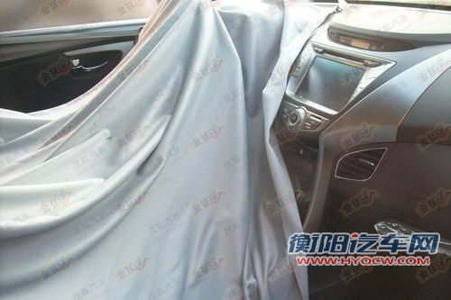 国产版内饰曝光 全新伊兰特或6月上市 汽车之家