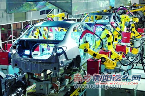 油耗标准参照美国 国内车企可结盟捆绑核算