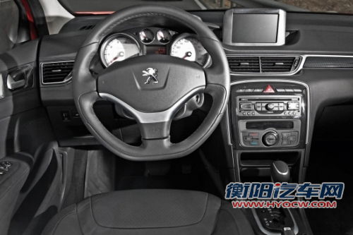 平淡实力派 思域VS星骋三厢VS标致308