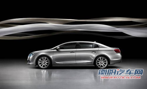 4月11日即将正式发布 荣威旗舰车型定名950