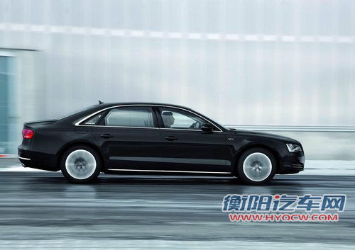 2013款奥迪A8L混动版 搭2.0T引擎售价72万