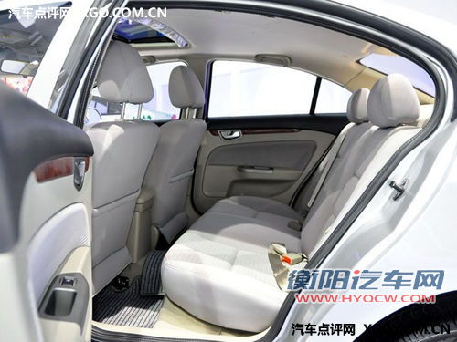 售6.38-7.28万 2012款长安CX30三厢上市