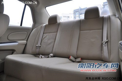 谁更具合资品质? 启辰D50对比风神A60