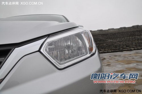 谁更具合资品质? 启辰D50对比风神A60