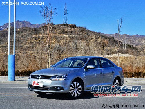 就看性价比 四款紧凑车入门车型配置对比