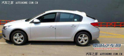 或将引入 科鲁兹两厢版国内谍照曝光