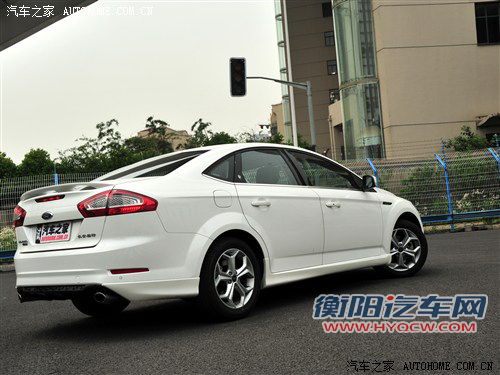 福特 长安福特 蒙迪欧-致胜 2012款 2.0 gtdi240 旗舰运动版