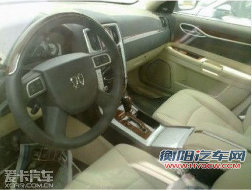 与老款300C相似度极高 北汽自主T8曝光