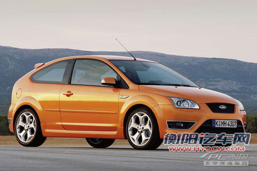 对抗 六代高尔夫GTI VS 2012款福克斯ST