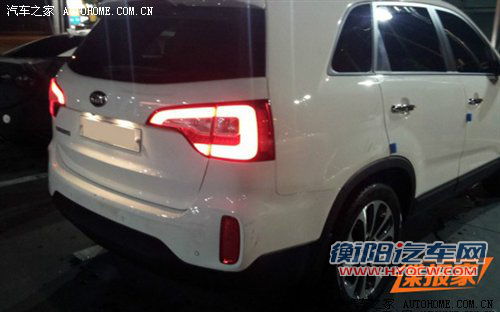 车尾变化明显 新款索兰托无伪谍照曝光 汽车之家