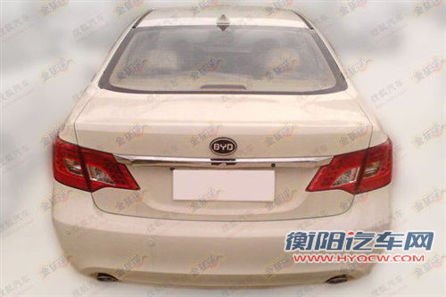 或名为L6 比亚迪全新中型车谍照曝光 汽车之家