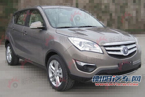长安首款SUV CS35谍照