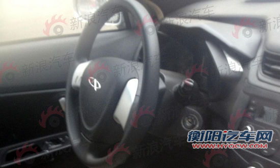 全新的仪表造型很酷