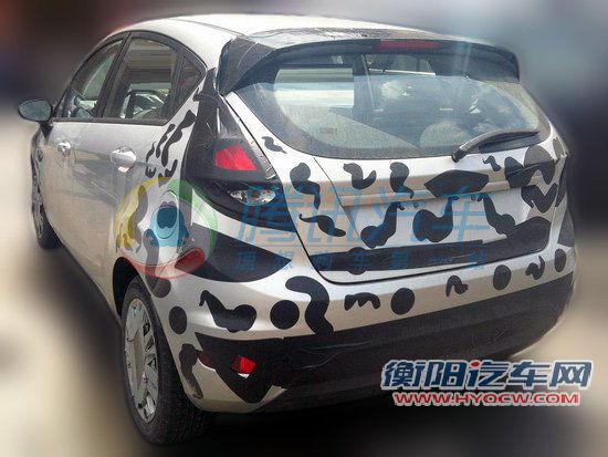 长安福特新嘉年华首次曝光 大嘴风格露面