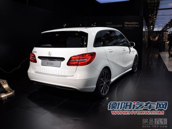 奔驰B级