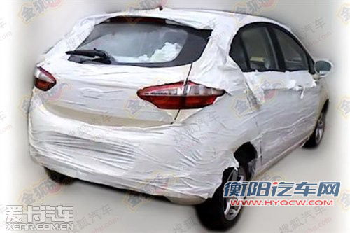 S32或命名E2 曝奇瑞旗云2换代车型谍照