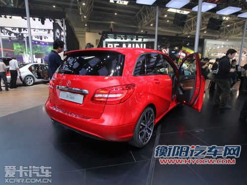 搭载1.6T发动机 新奔驰B级或8月底上市